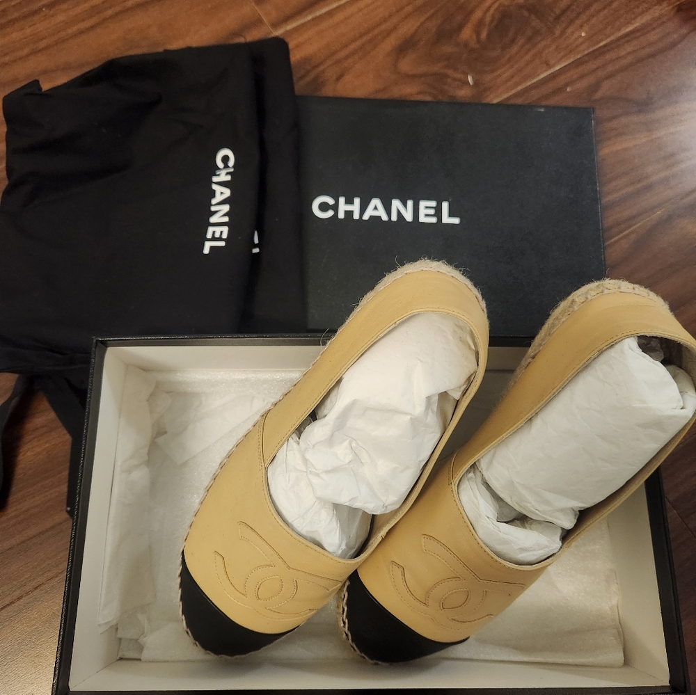 Authentic Beige Chanel Espadrilles 37